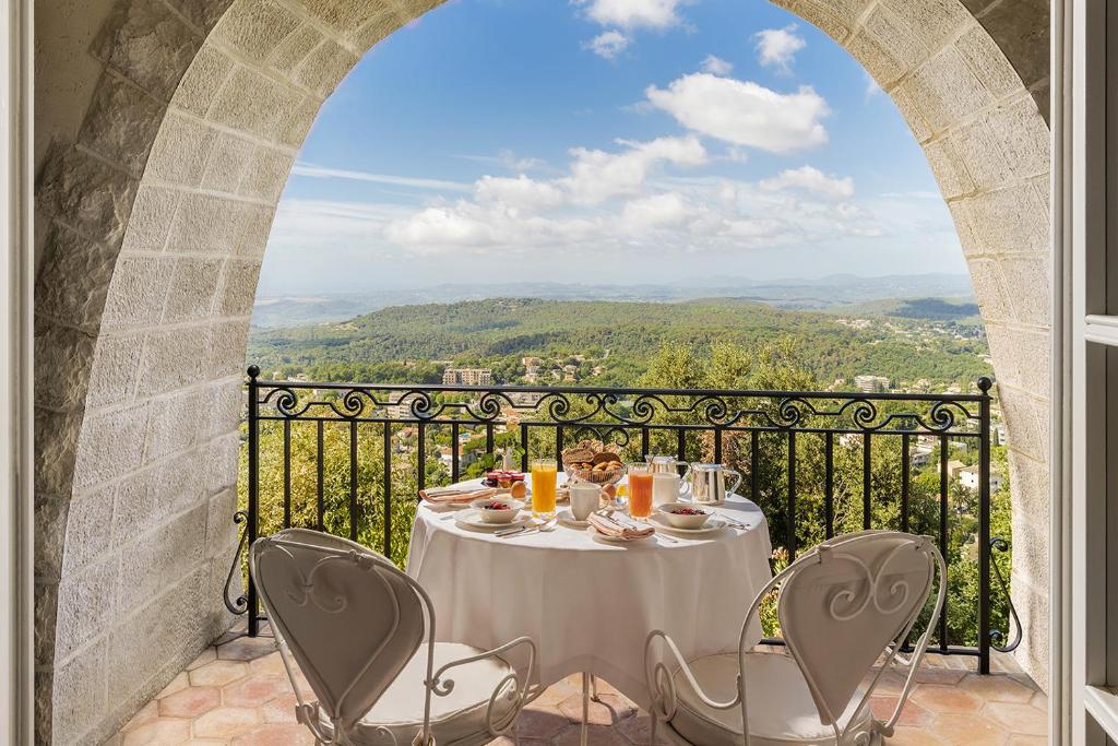 Château Saint-Martin & Spa - an Oetker Collection Hotel photo 1