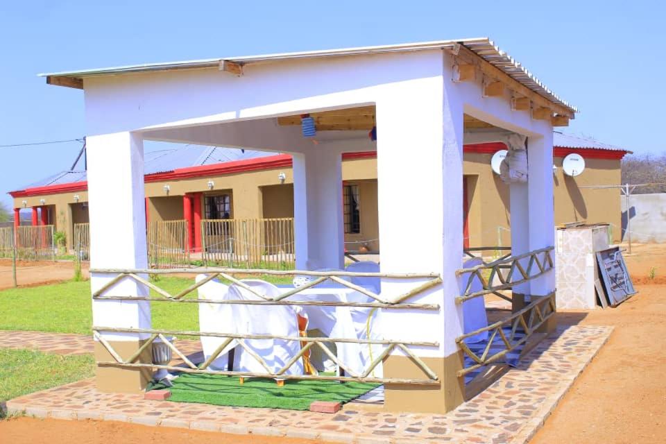 Lormasol Mews Guesthouse photo 1