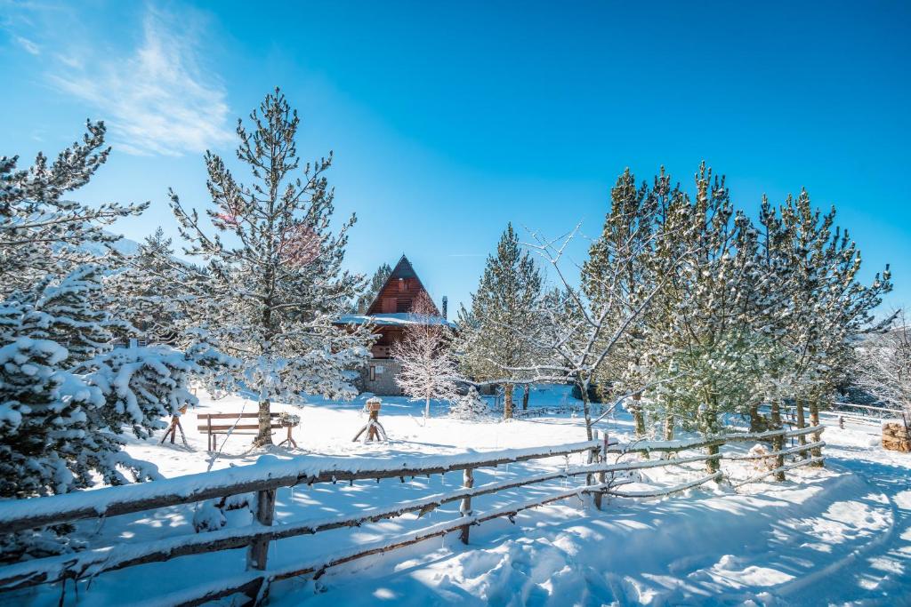 Vikendica Blidinje, Ranch Mikulic photo 1