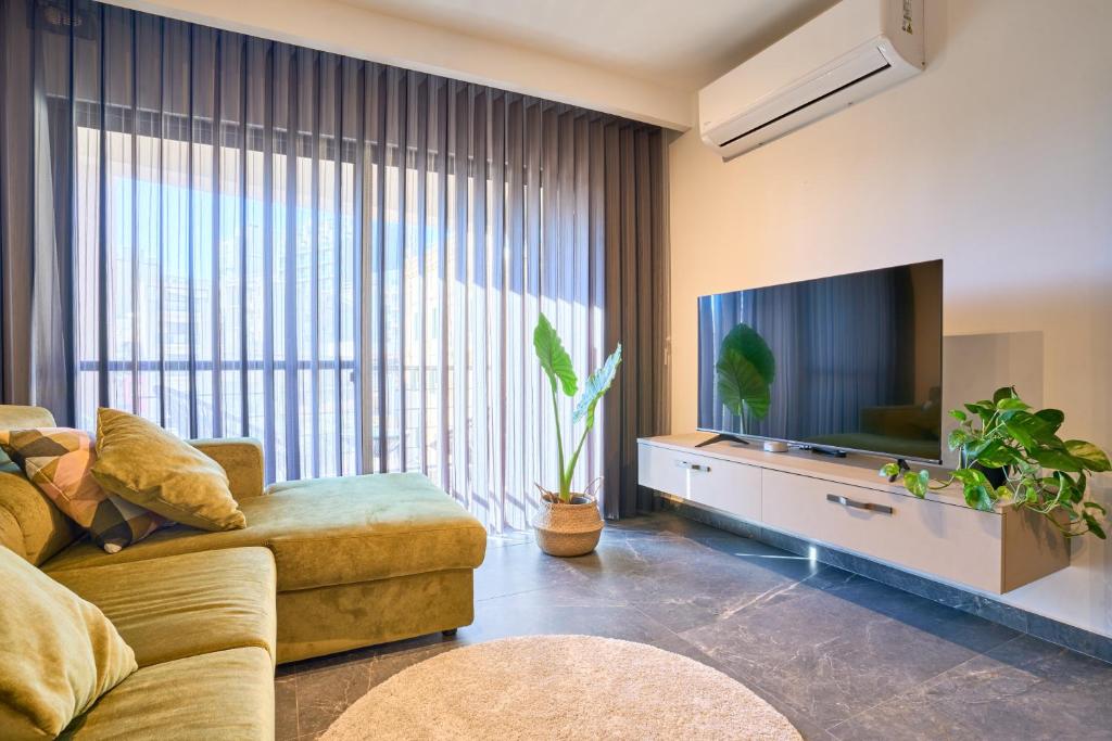 Garden View 9 - Two Bedroom Apartment