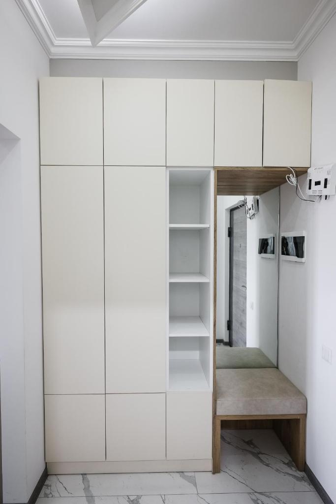 Yerevan city center apartment photo 3
