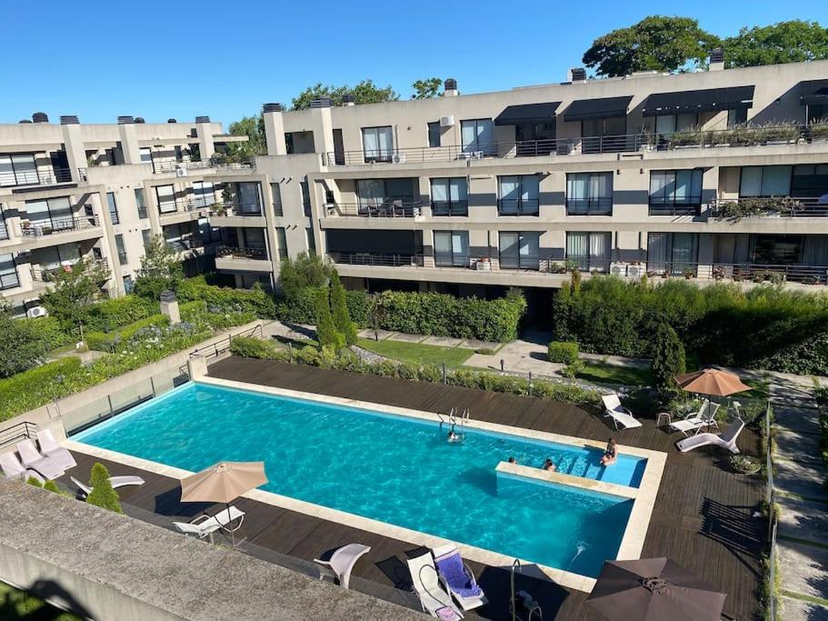 Hermoso departamento en complejo residencial photo 1