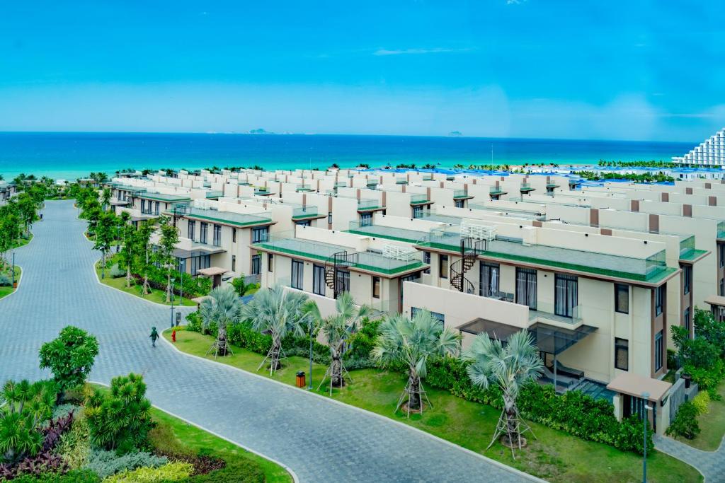 HOFs Pool Villa Cam Ranh