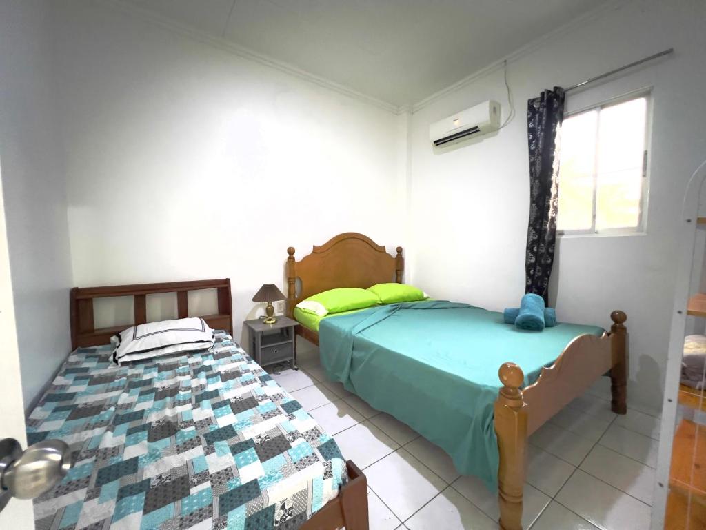 Emerald Apartments INC photo 1