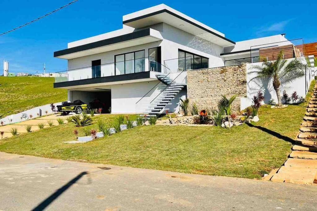 Casa Alto Padrão Represa de Itupararanga Ibíuna