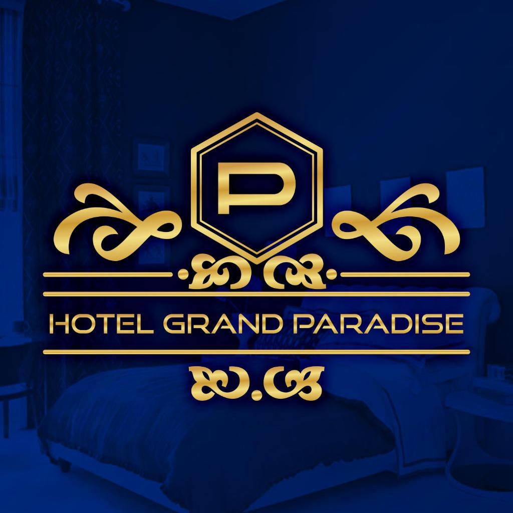 Hotel Grand Paradise photo 2