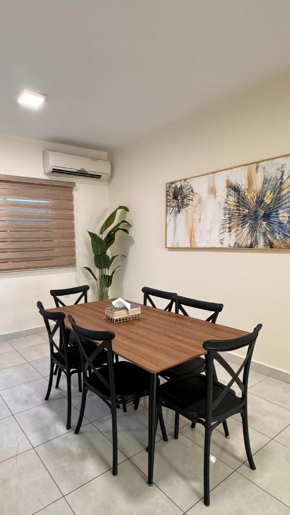 Beautiful 3BR villa with Self-Check-in near to Major Events Family only photo 4