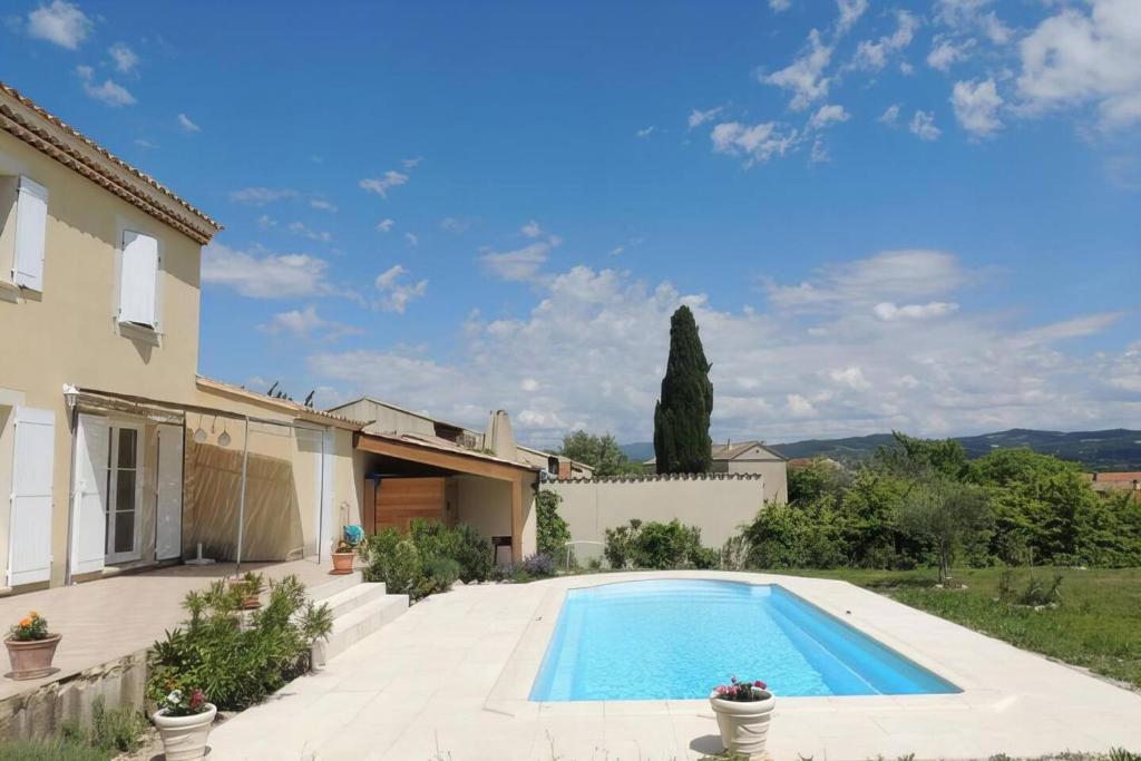 Villa de 3 chambres avec piscine privee jardin clos et wifi a Saint Maurice sur Eygues photo 2