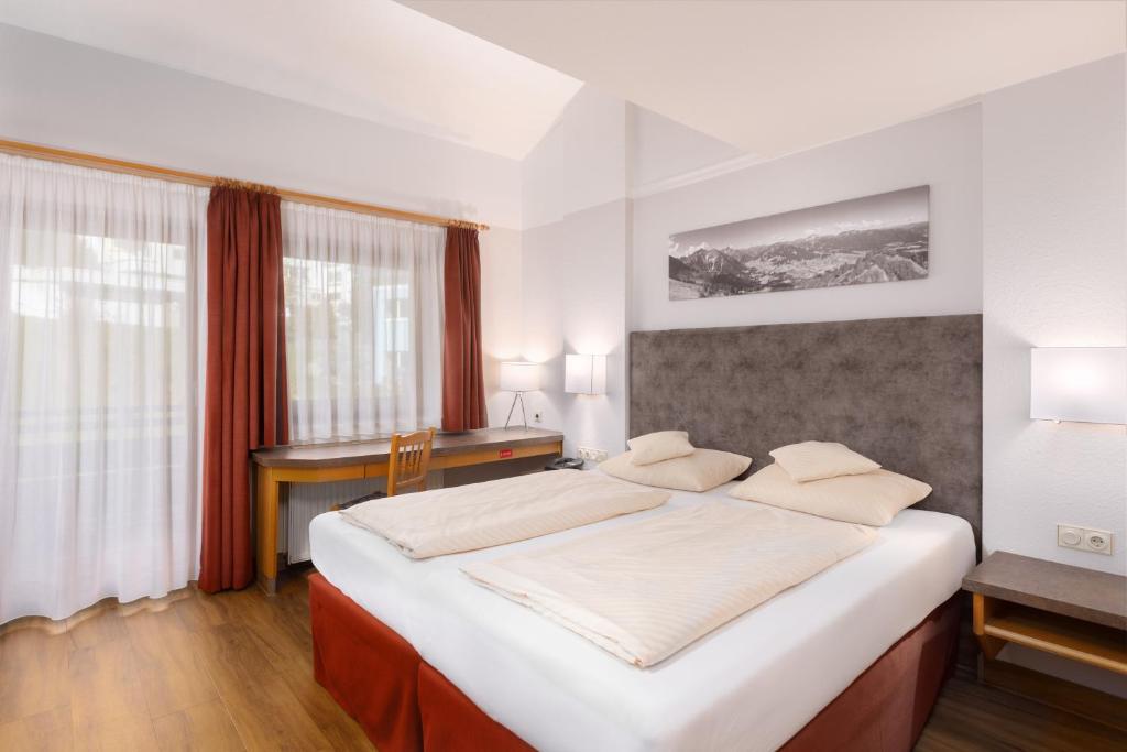 IFA Alpenrose Hotel Kleinwalsertal - Tap to explore photos