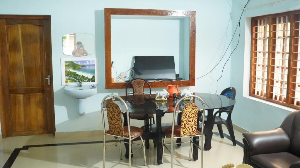 couple rooms special edition photo 1