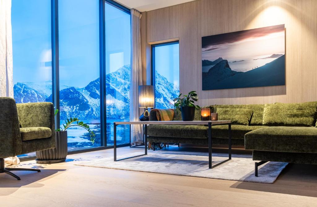 New luxury cabin near Henningsvær Lofoten