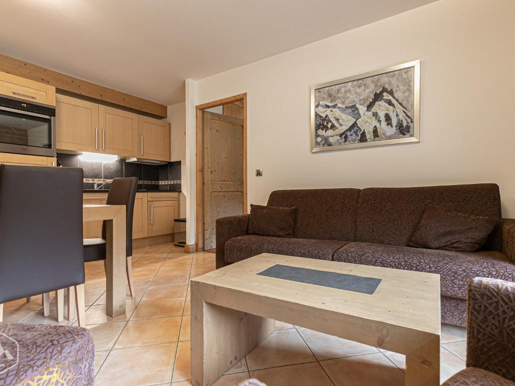 Appartement Lanslebourg-Mont-Cenis, 3 pièces, 6 personnes - FR-1-508-300 photo 1