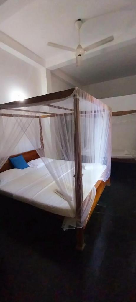 Golden Lodge Tangalle photo 1
