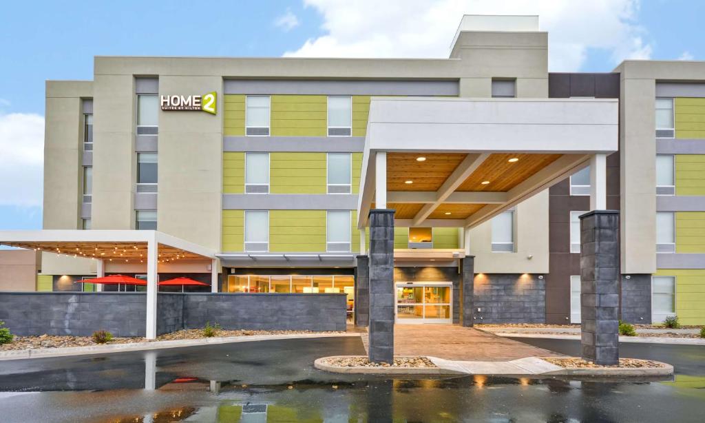 Home2 Suites by Hilton Rapid City image