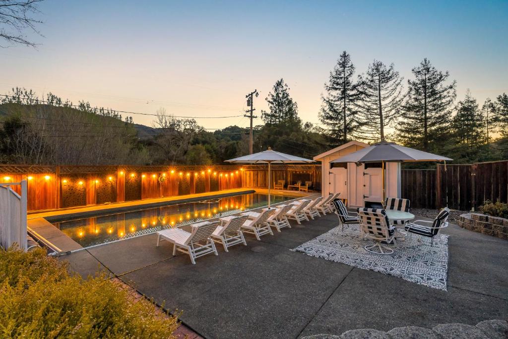 Glen Ellen Home with Lush Yard and Pool in Wine Country photo 2