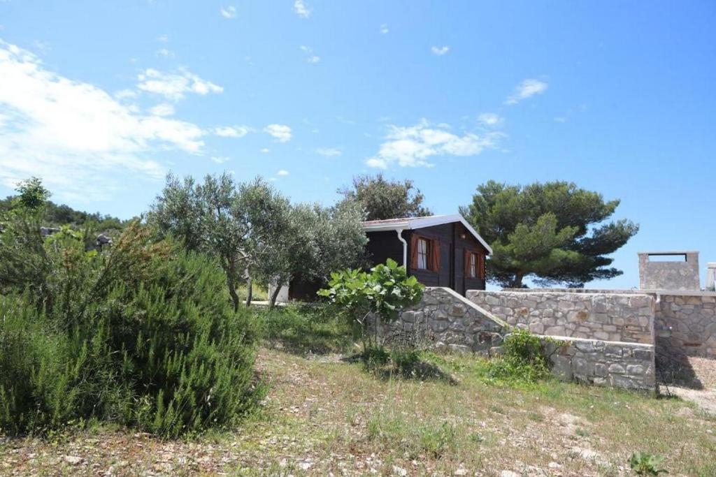 Secluded house with a parking space Cove Mikavica, Zirje - 22367 photo 4