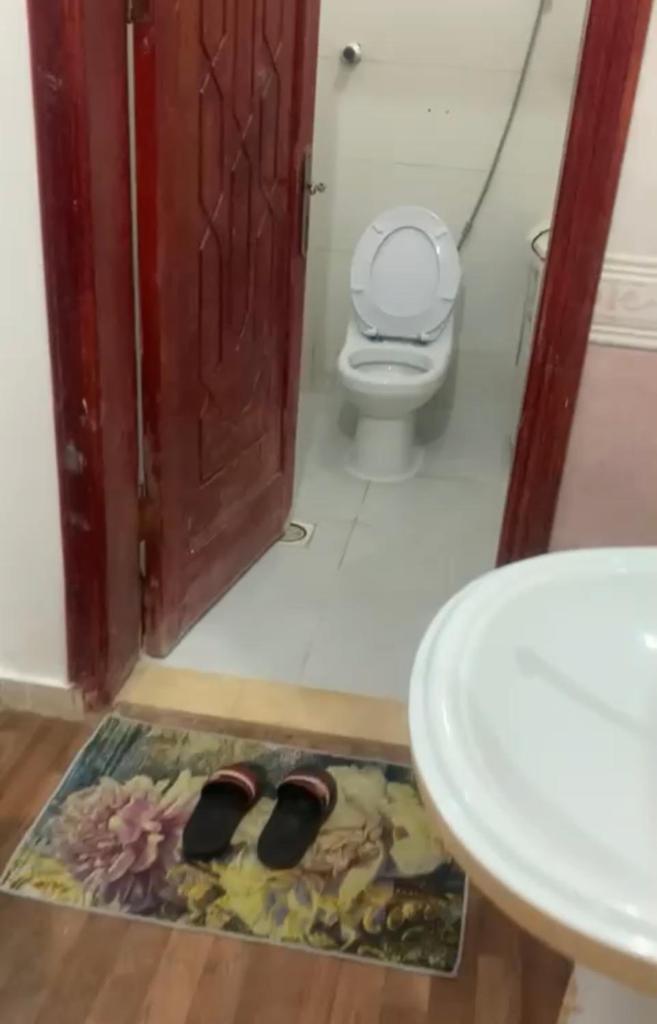 شقة1/ في العلا العزيزية بجوار البنك الاهلي photo 2