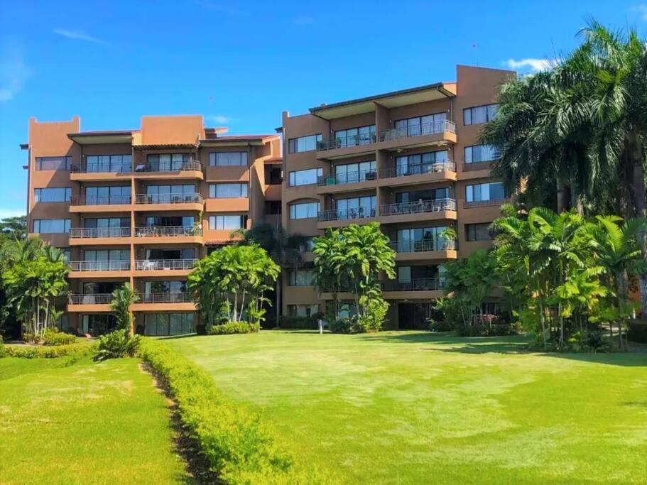 Ocean view apartment at Las Vistas Nativa Resort photo 2