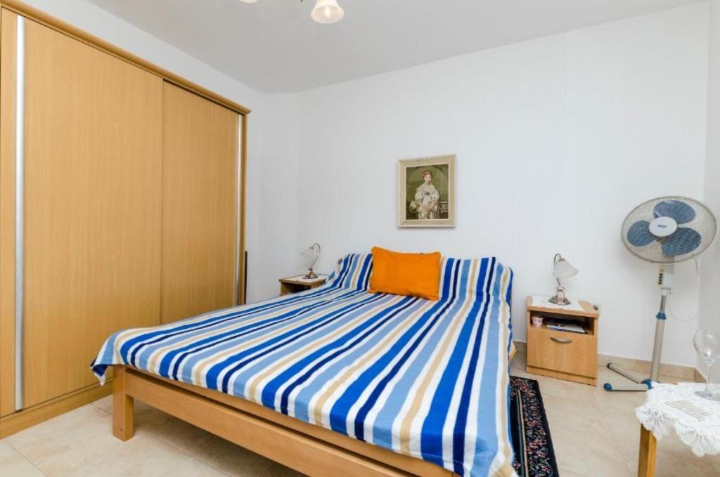 Rooms Miho - close to the sea photo 4