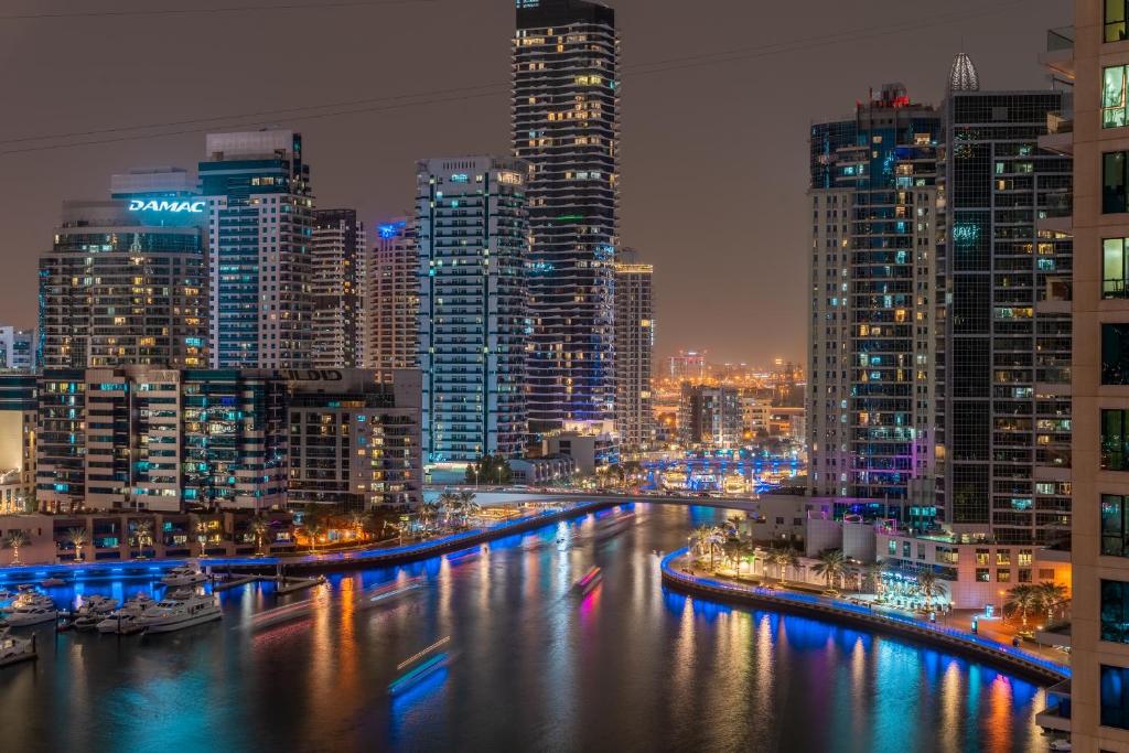 Summer DEAL- Best Marina Views- Spacious & Premium 1BDR Apartment - 3mn Walk to Tram, JBR & Beach