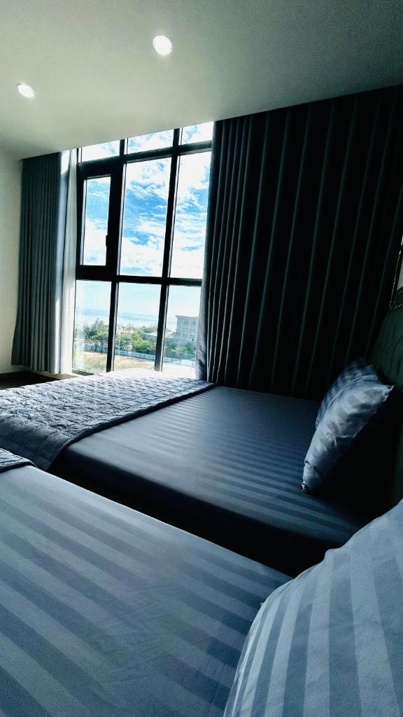 CĂN HỘ 3 PHÒNG NGỦ 160m2 VIEW BIỂN l Ban công rộng l 50M ra bãi tắm bãi sau Vũng Tàu