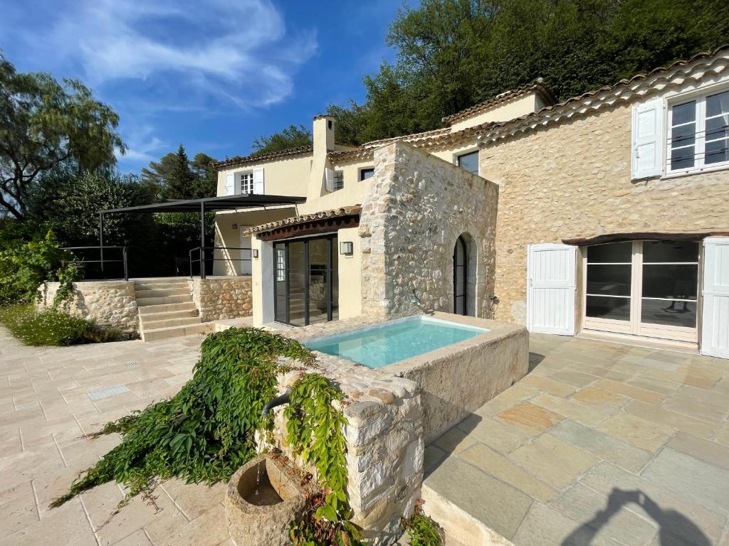 Magnificent Renovated Bergerie 6 Bedroom 6 Bathroom