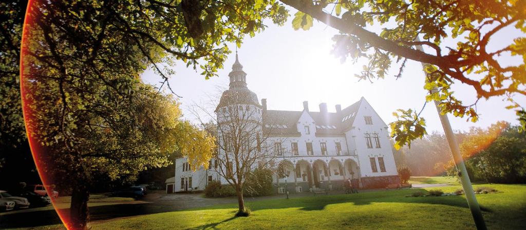 Hellidens Slott och Vandrarhem photo 1