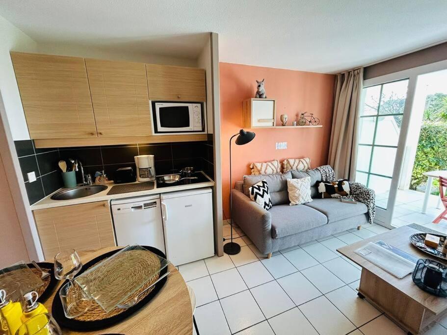"LE TERRACOTTA" Appartement 4 personnes, cosy vue nature, accès piscines gratuit photo 4