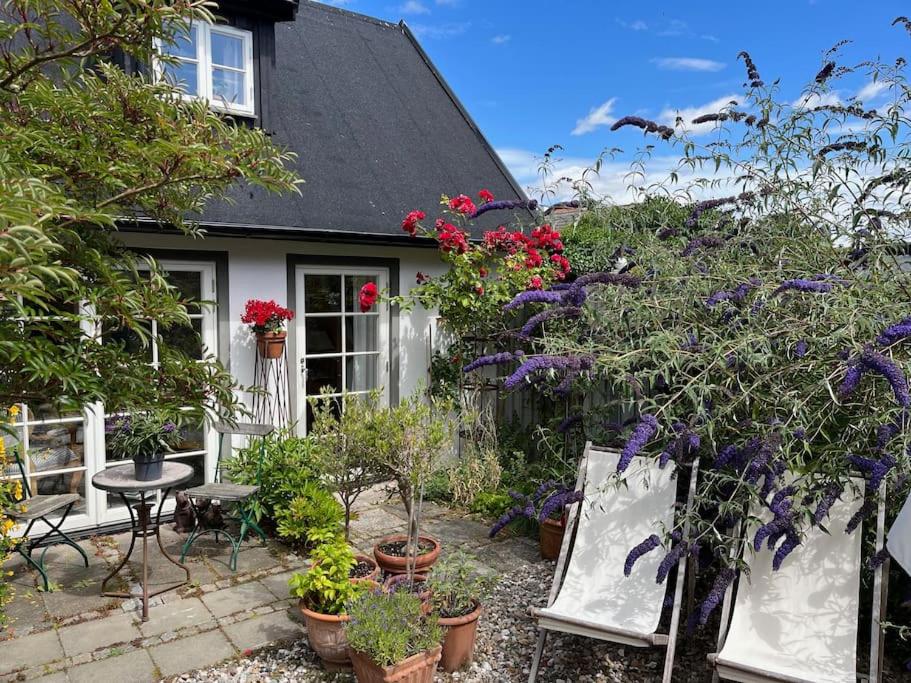 Huset i gränden - granne med havet photo 1