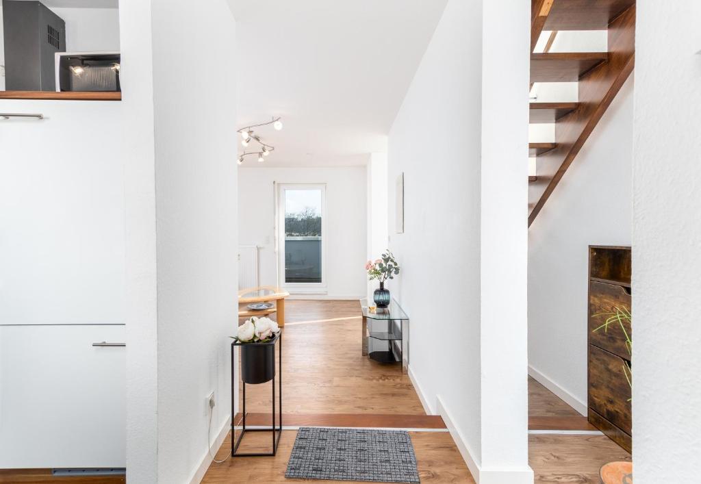 Schicke zentrale Maisonette-Wohnung mit City-View photo 3
