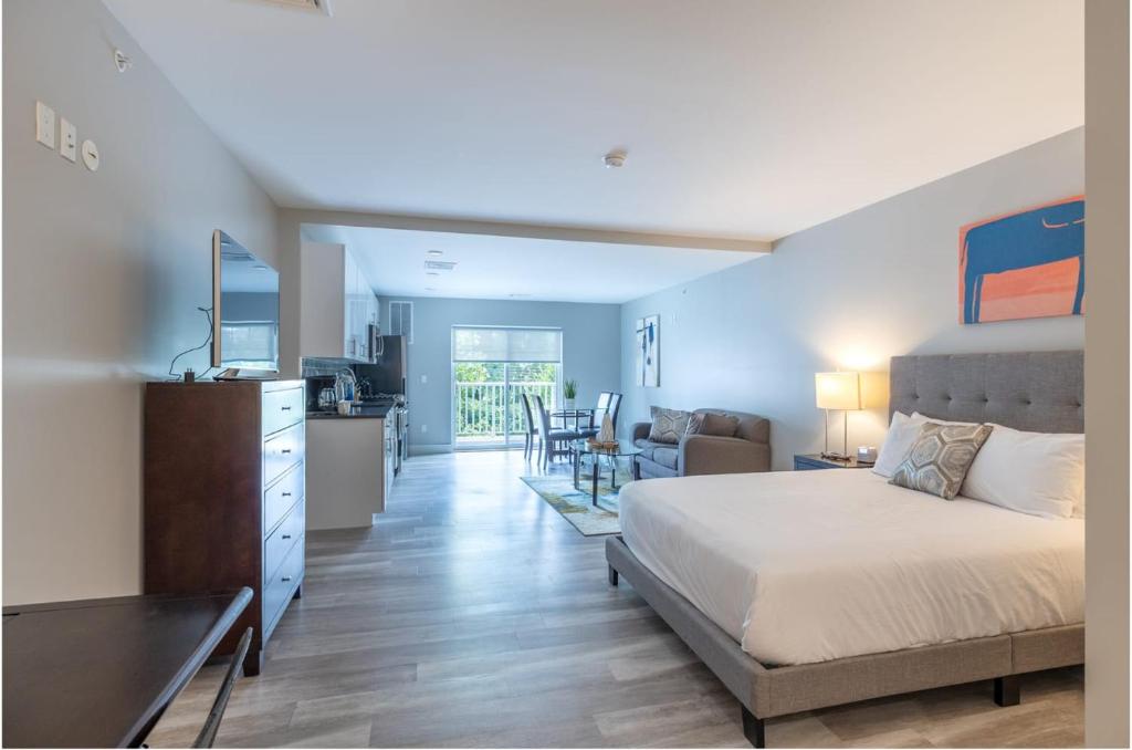 Luxury Apartment with Private Blacony photo 2