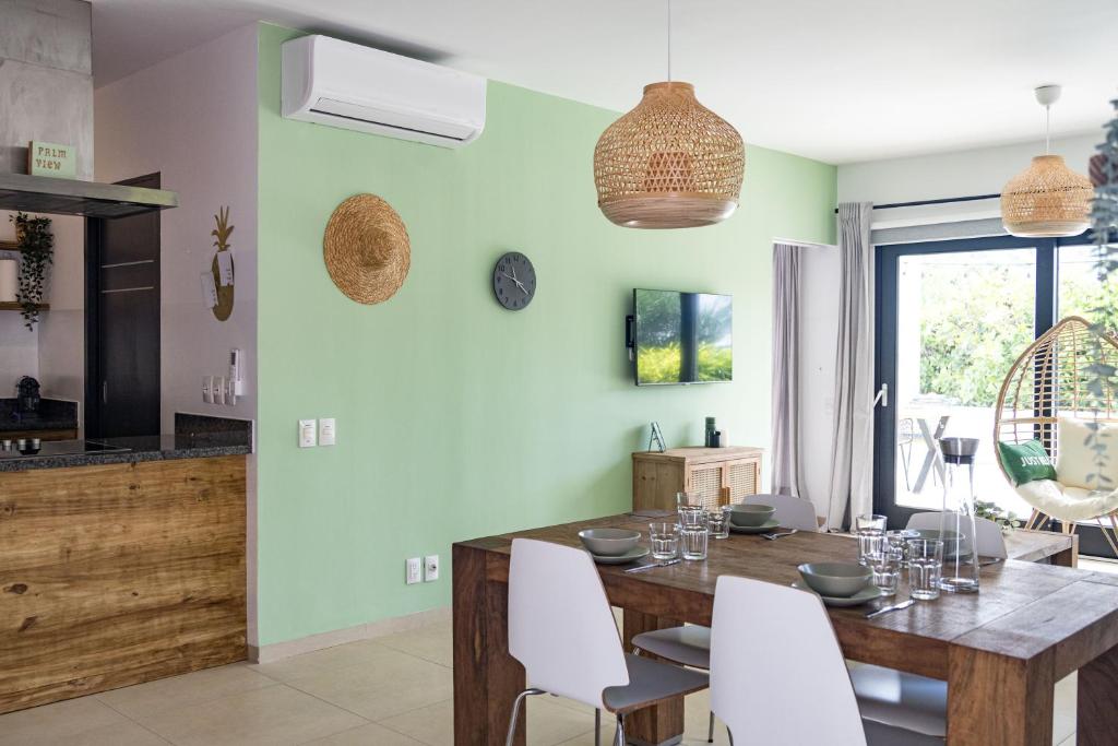 Blue Bay Resort luxury apartment Palm View photo 4