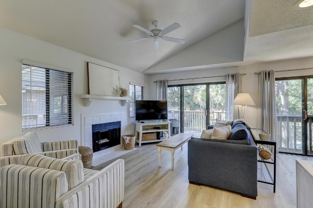 Beachwalk 200 image
