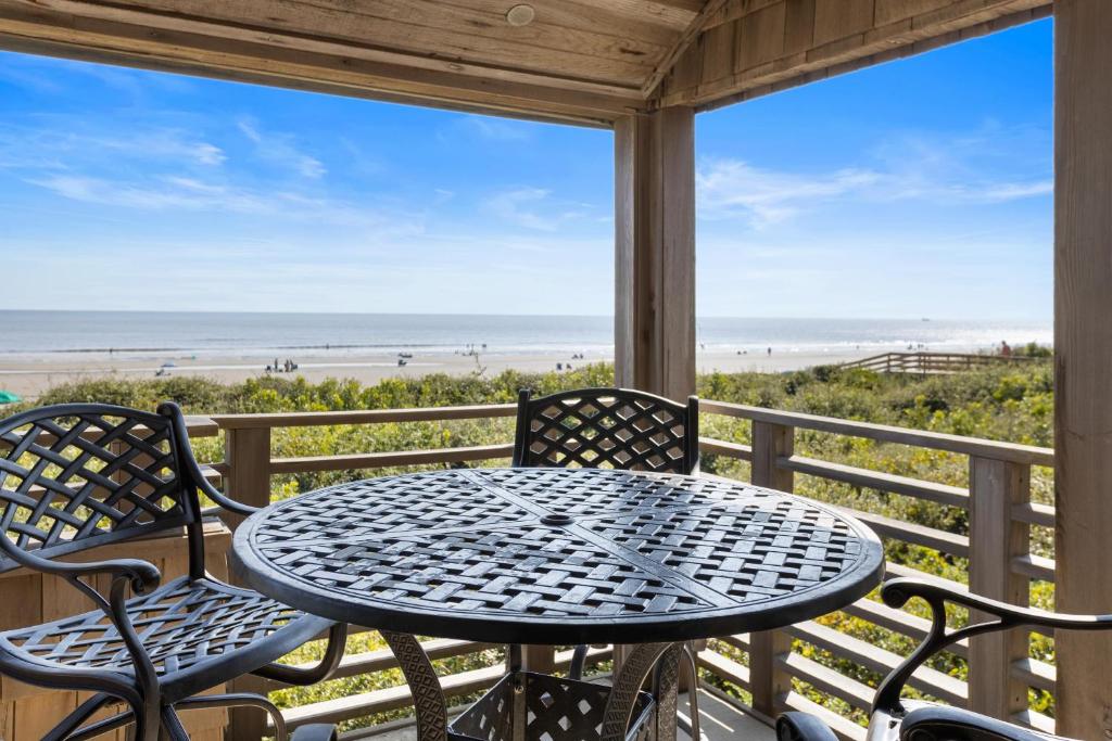 4303 Windswept Oceanfront Villa