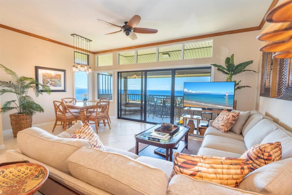 1722 Ridge image
