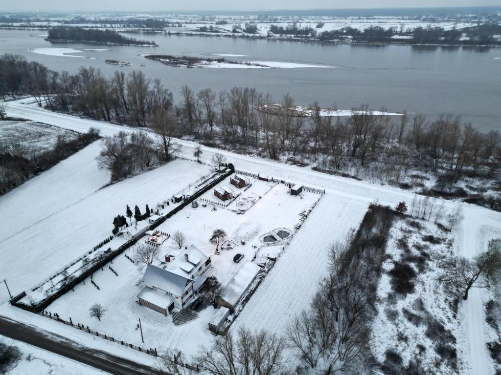 NAD BRZEGIEM WISŁY photo 2