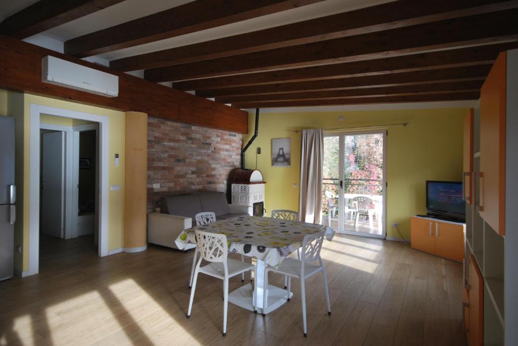 Andrea Olga House photo 2