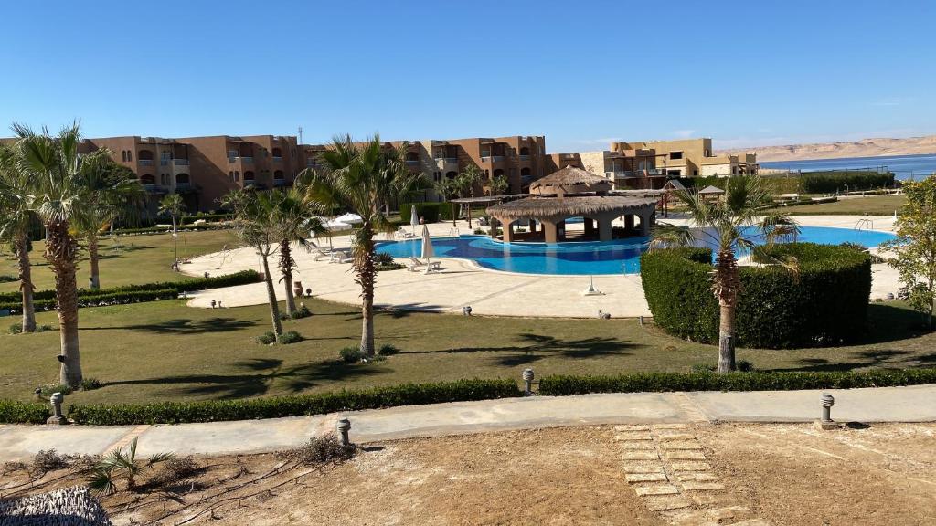 Byoum lake side hotel room, Tunis village, fayoum photo 2