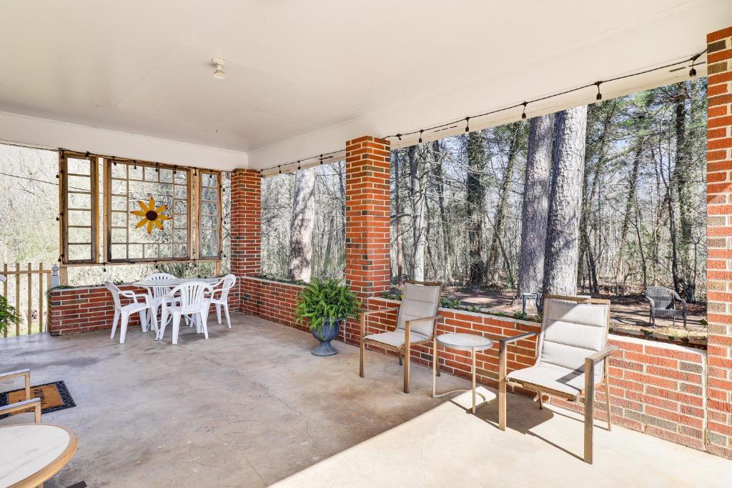 Peaceful Trenton Home with Patio Near Hiking! photo 2