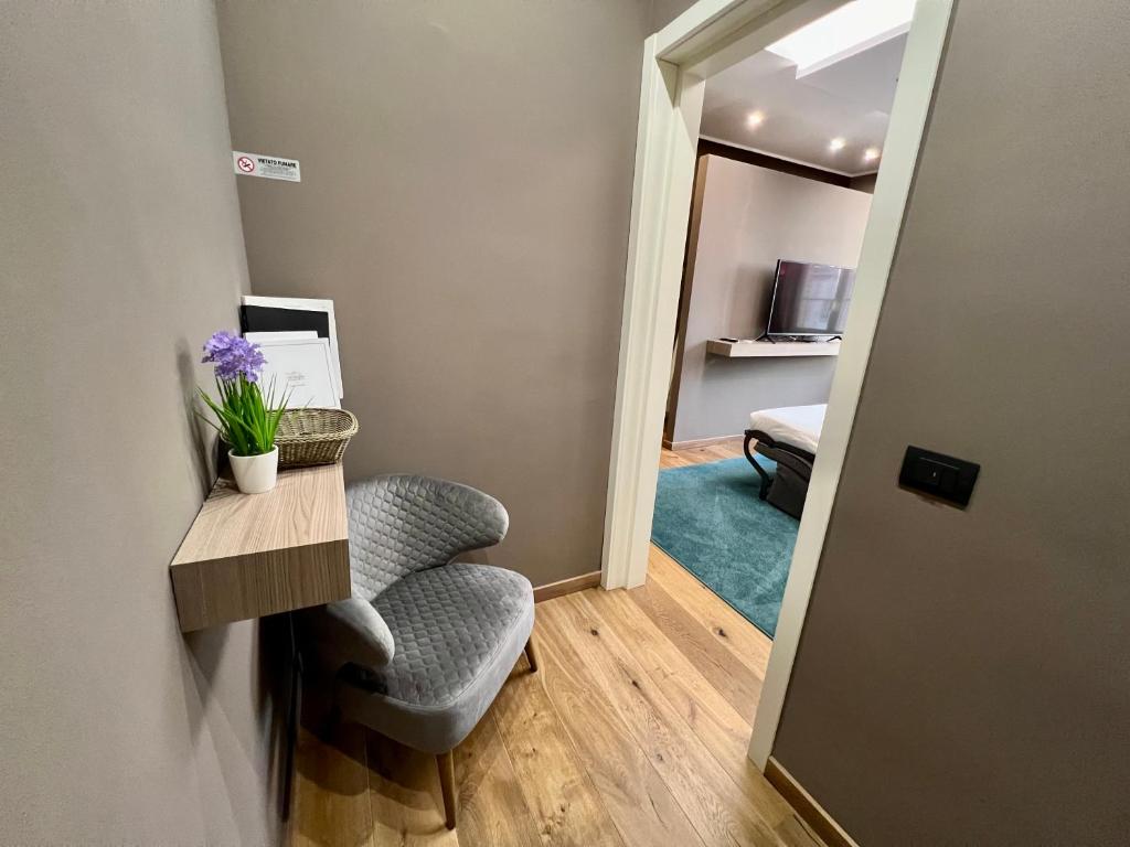 NEW WONDERFUL BILO WITH WALK-IN CLOSET from Moscova Suites Apartments photo 2