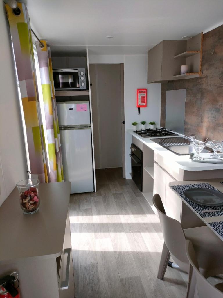 Mobil-home Siblu Les Rives de Condrieu photo 2
