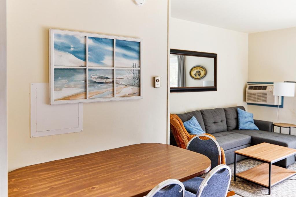 Coral Villa @ The Reef image
