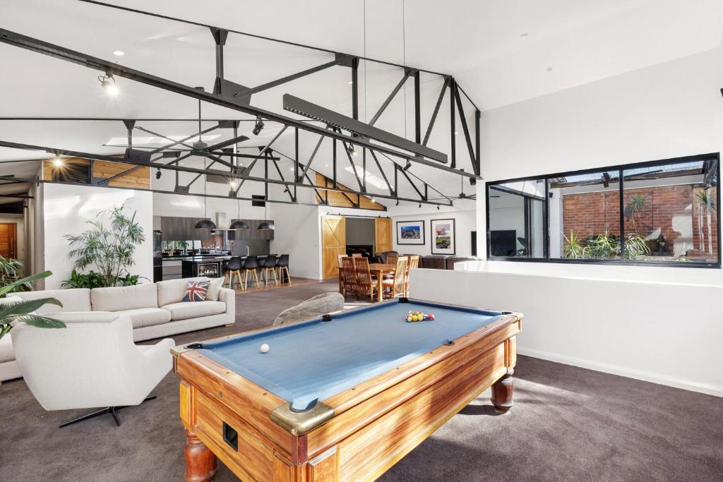 Platinum Precinct - The Penthouse