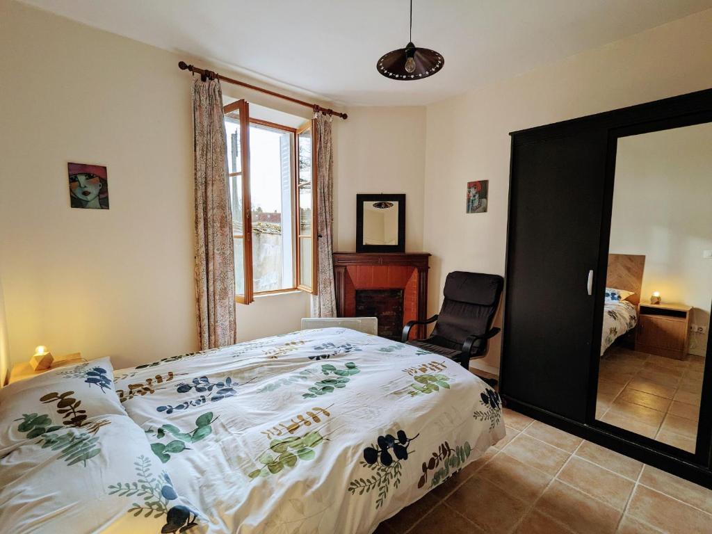 Gîte Le Menoux, 3 pièces, 4 personnes - FR-1-591-577 photo 4
