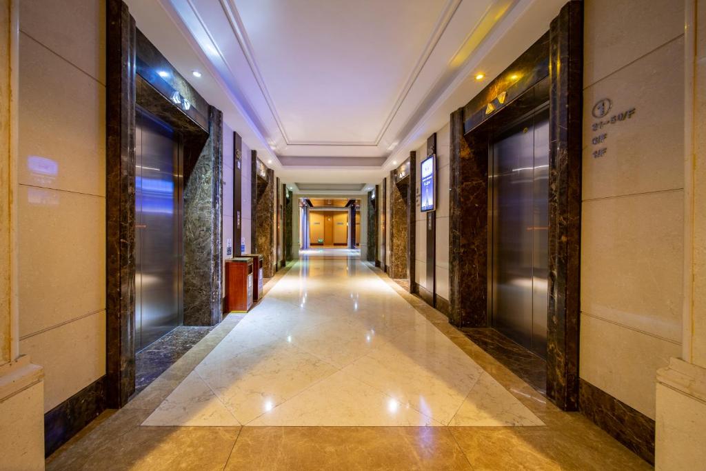 Xingyin Cloudy Hotel - Guangzhou Changgang Subway Station photo 1