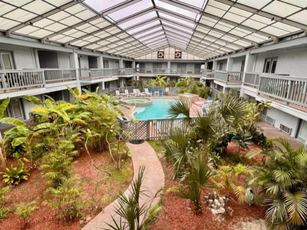 Sandpiper Shores photo 4