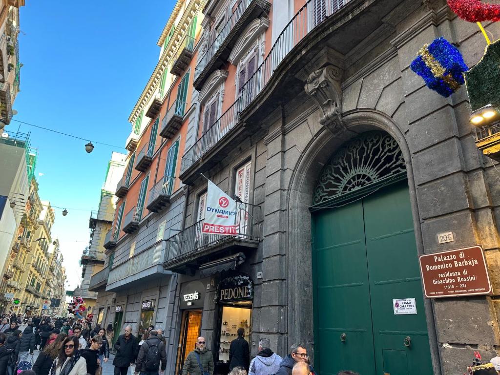 Casa Rossini Apartments - Tap to explore photos