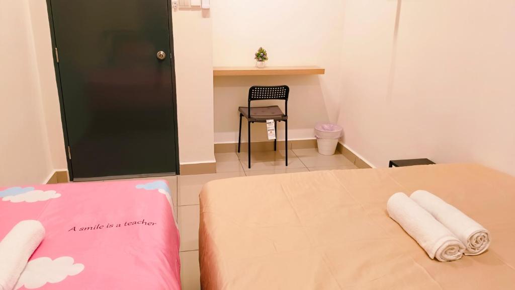 Kulai d'putra suites beside ioiMall near Airport and JPO photo 1