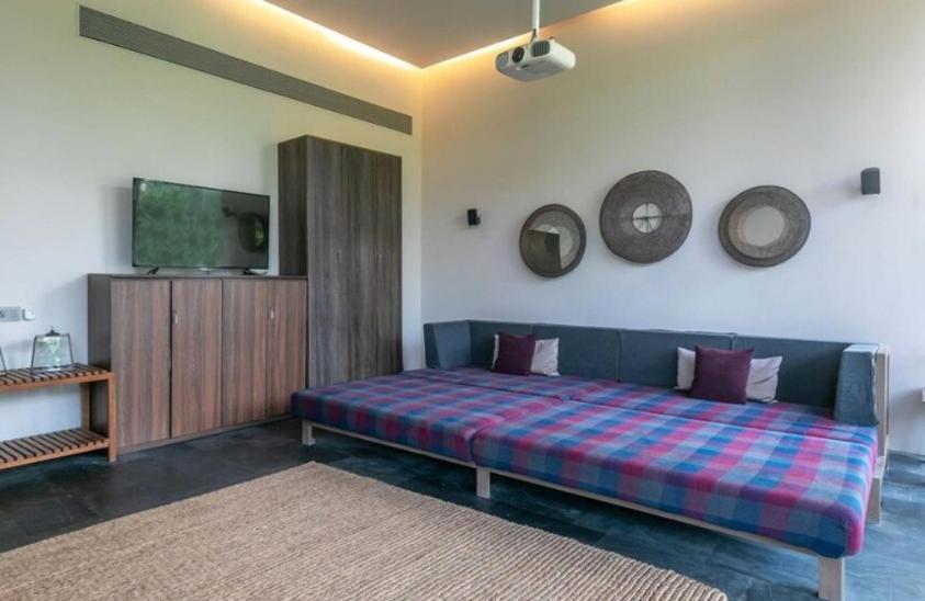 Redhomex The Sanctuary Mansion 6BHK photo 2