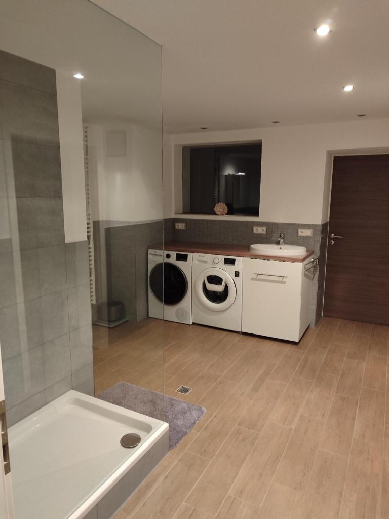 Monteurwohnung/Handwerkerwohnung photo 4
